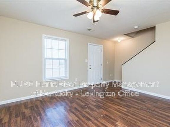 4th image of 1006 Whipporwill Dr APT 3