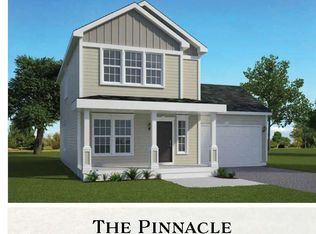 12 Winterberry Ln, Mechanicville, NY 12118