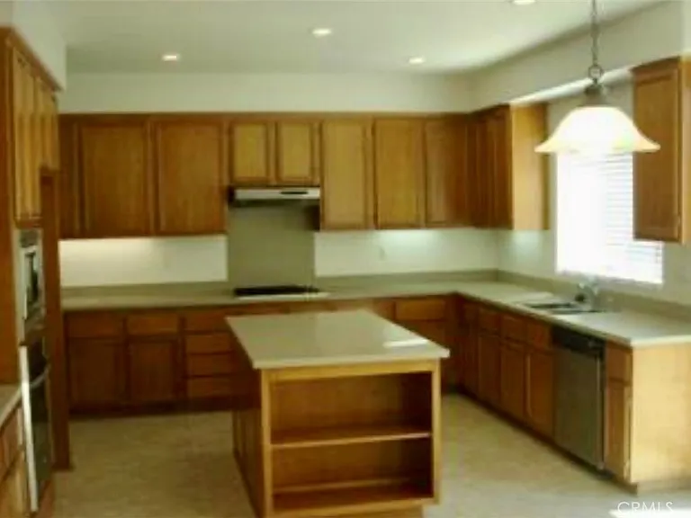 34148 Albacete Ave — Photo 9