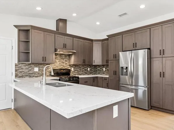 30552 Callejo Feliz Ter, Valley Center, CA 92082