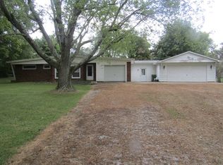 12137 Turner Dr, Mount Vernon, IL