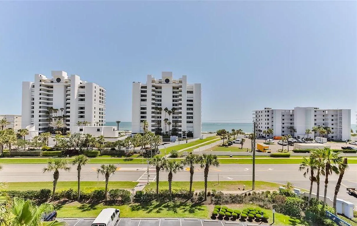 2 bed, 1389 sqft, $3,000 — Photo 1