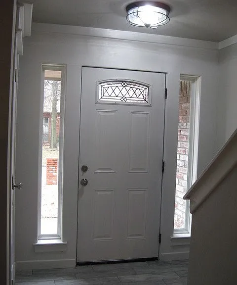 9224 S Hudson Ave — Photo 2