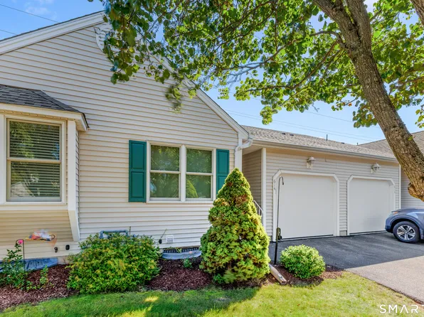 614 Overlook Path #614, Southington, CT 06489