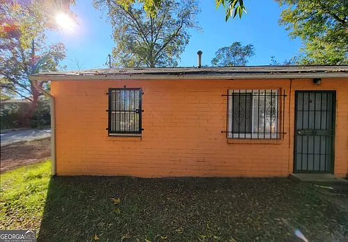 1347 E Washington Rd #A Photo 1