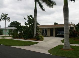 357 Cavalier Rd, Palm Springs, FL 33461