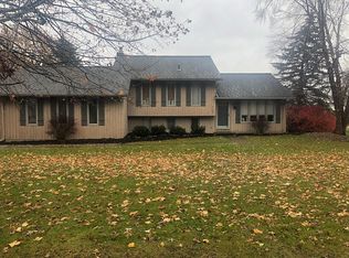 1430 Edgewood Dr, Bucyrus, OH