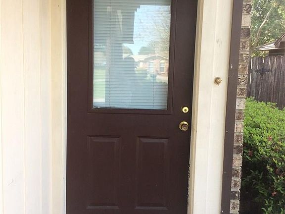 4th image of 6851 Lake Joanne Dr