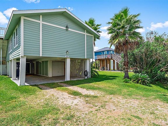 4th image of 4020 Oleander Dr