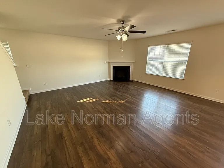 9010 Harwood Knoll Dr — Photo 6