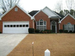 335 Thornberry Ct, Lawrenceville, GA 30044