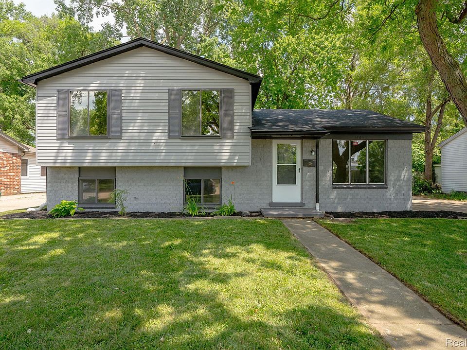 1st image of 16655 Waterman Dr