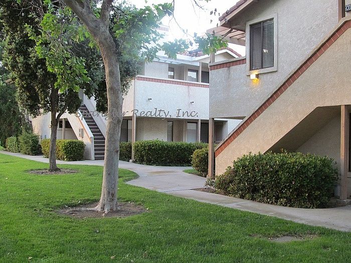 1st image of 966 Lupine Hills Dr Unit 65