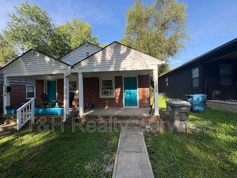 4348 Crittenden Ave