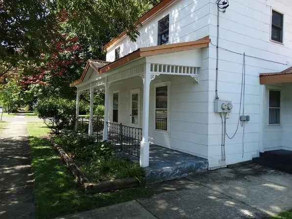 300 7th St, Watkins Glen, NY 14891