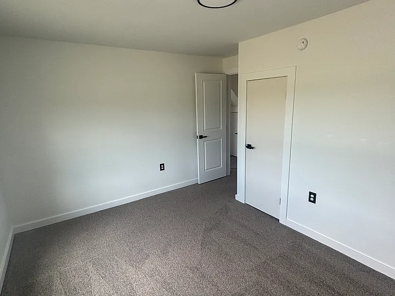 3857 Meadow Bridge Rd — Photo 10