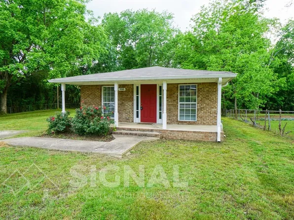 908 9th St SE, Graysville, AL 35073
