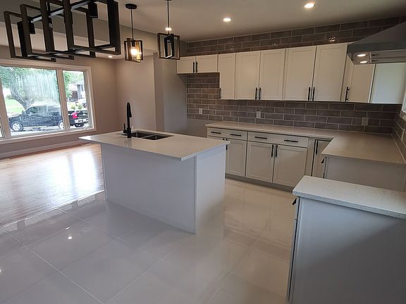 4th image of 2163 Bingham St #1017935