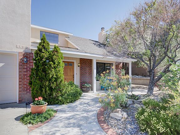 2nd image of 11405 Paseo Del Oso NE