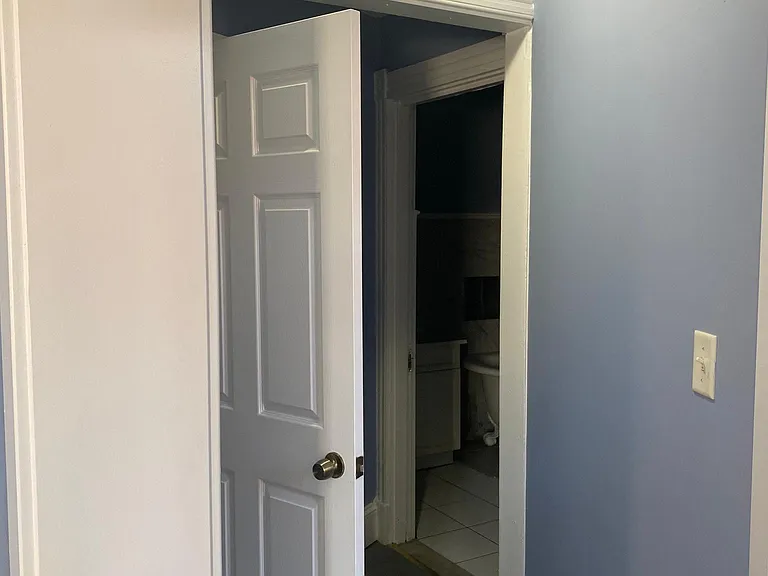1830 Madison Ave #2 — Photo 8
