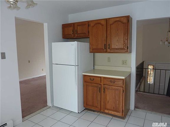 3rd image of 40 Derby Ave
