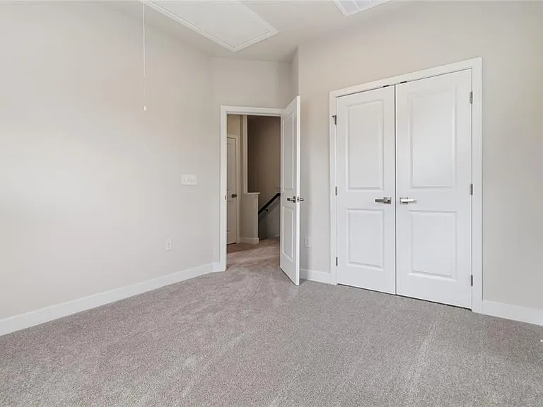 856 Woods Chapel Rd — Photo 24