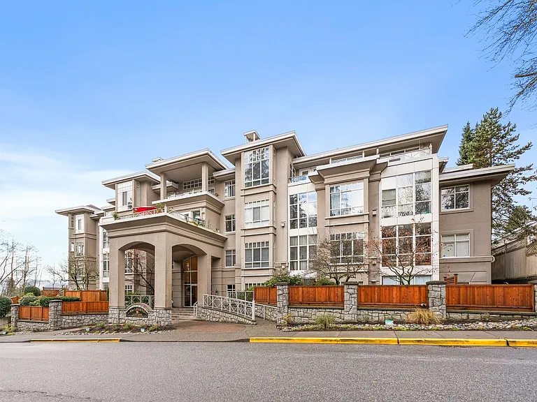 630 Roche Point Dr #317 — Photo 14