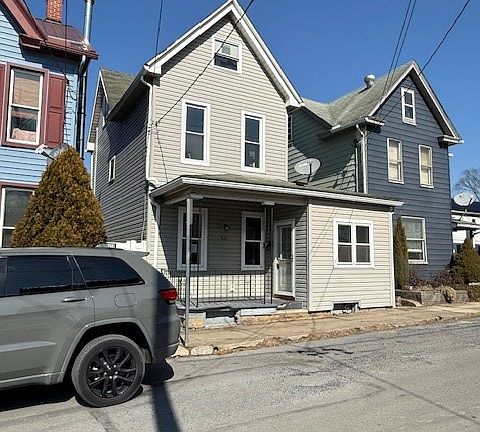 3rd image of 521 13th St