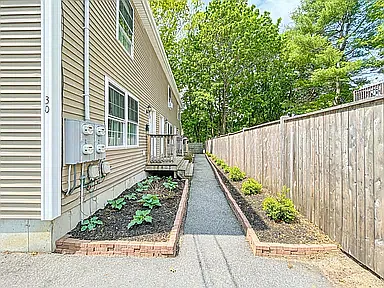30 Knight St #1 — Photo 24
