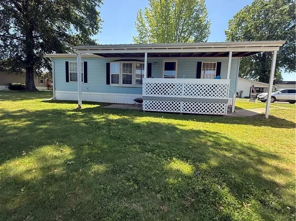 324 Fairview St #53, West Lafayette, OH 43845