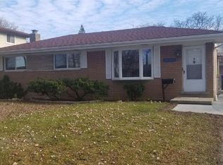 32332 Hawthorne Dr, Warren, MI 48092