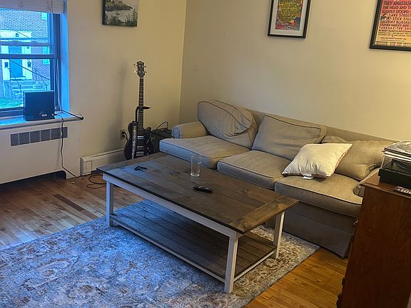 4th image of 32 Brock St APT 4