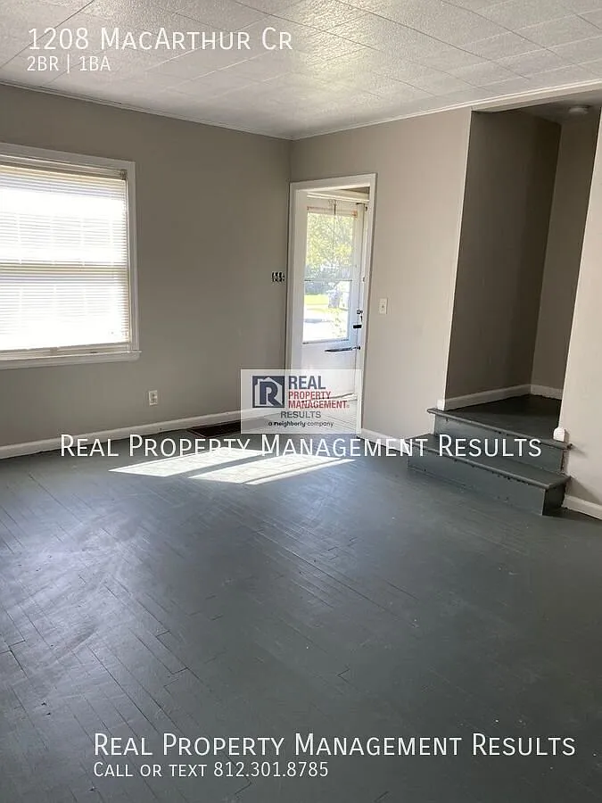 *Rent Special* First Month's Rent Free - Well Laid Out East Side Duplex with Practical Amenities — Photo 3