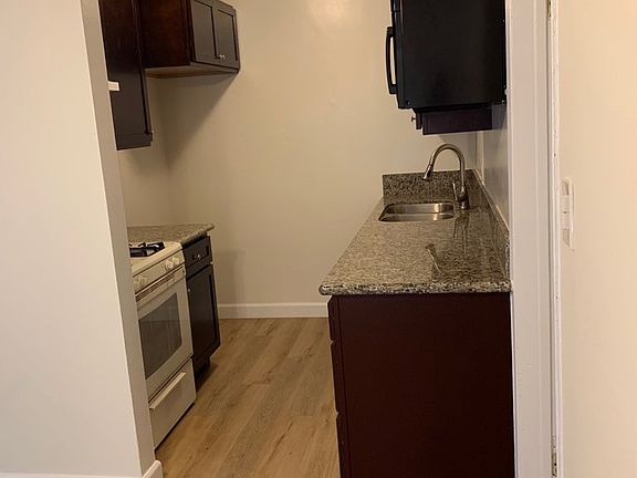 5th image of 2304 E Santa Fe Ave APT 6