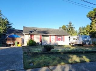 350 Ackerman Ave, Coos Bay, OR