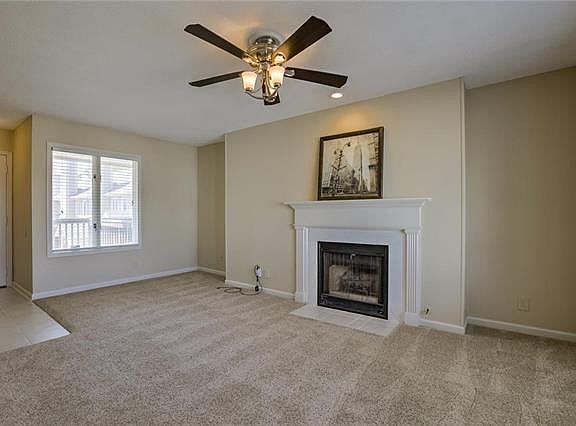 5th image of 4320 Belleview Ave APT 205
