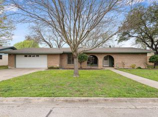 302 Evergreen Cir, Burnet, TX 78611
