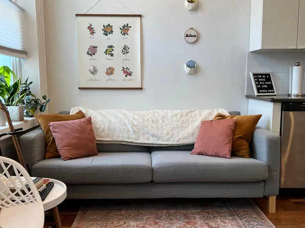 2442 Cedar St, Philadelphia, PA 19125