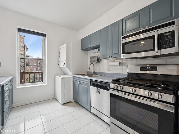 5th image of 4453 N Paulina #D3