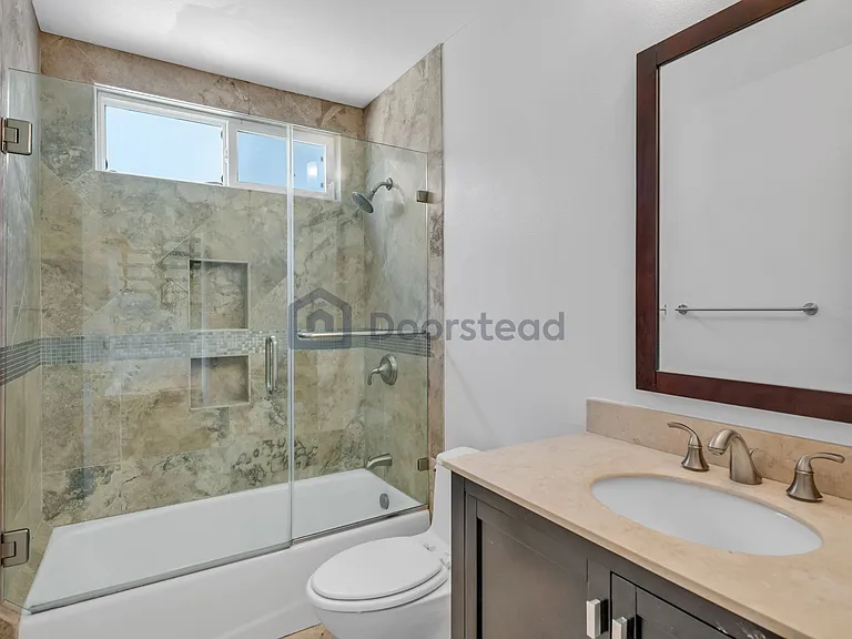 955 Fernrest Dr — Photo 15