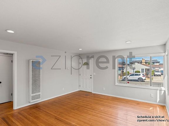 3rd image of 1654 151st Ave #1