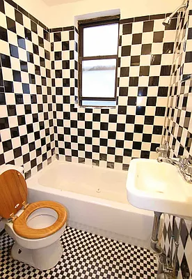 Rented by Crosstown Apartments NYC | media 22