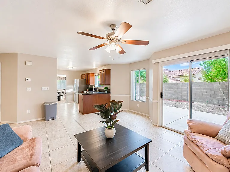 8724 Wintry Garden Ave — Photo 17