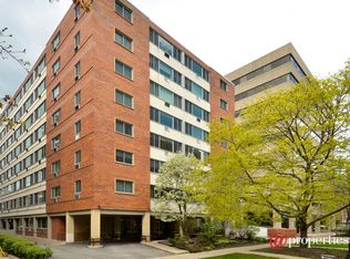 1219 Greenwood St, Evanston, IL 60201