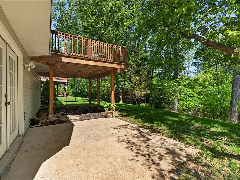 630 Cascade Lake Dr — Photo 17