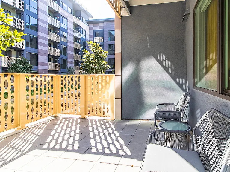 Mylo Santa Clara — Photo 25