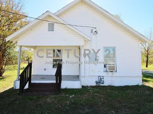 709 Rose Hill Rd, Terrell, TX 75160