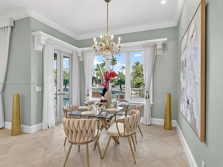 628 Coral Way — Photo 30