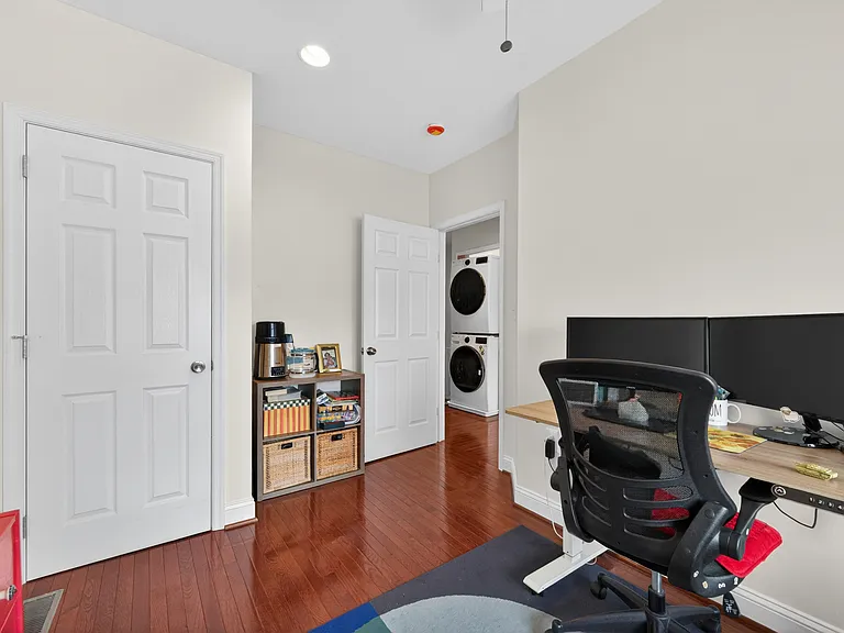 316 Todd Pl NE — Photo 20