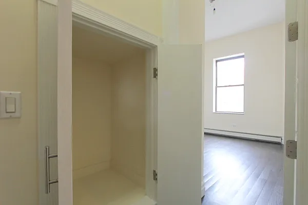Rented by Julien Aractingi, LREB | media 15